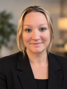 Whitney Holt portrait